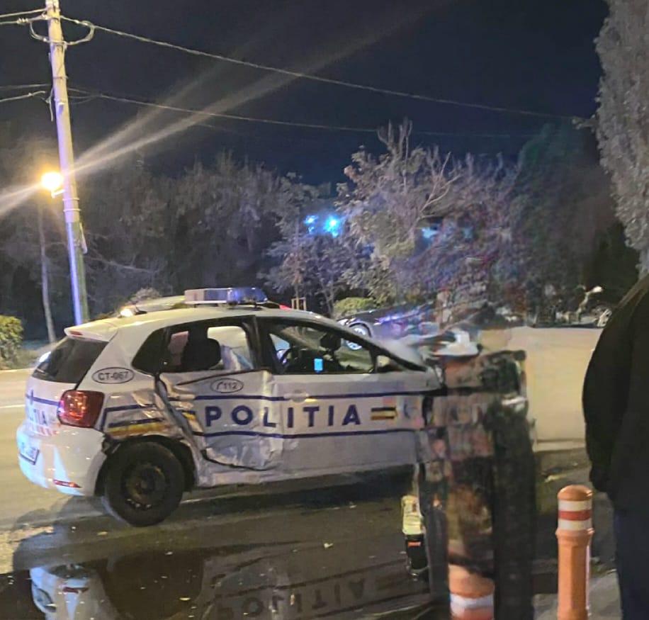 Accident în Mamaia, cu o maşină de poliţie aflată în urmărirea unui şofer care circula cu o viteză uriașă 866264
