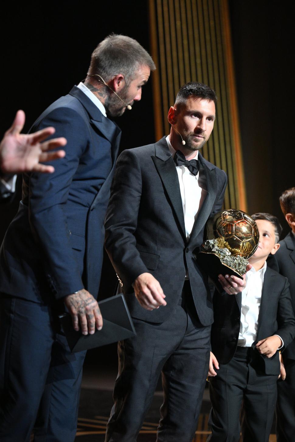 Lionel Messi a câștigat Balonul de Aur pentru a opta oară în carieră: "Nu mi-aș fi putut imagina" 866452