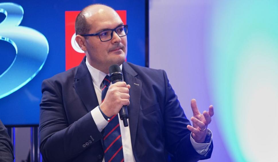 "De la şoselele morţii înapoi pe drumul spre viaţă" | Conferinţa Naţională România Inteligentă 866743