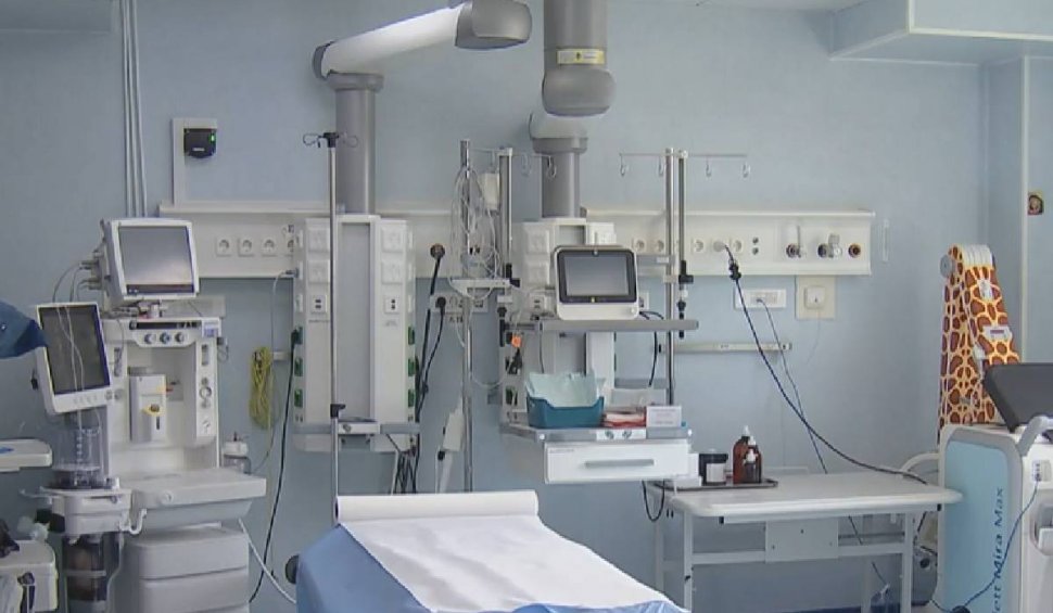 Spitalele din România așteaptă zeci de ani pentru a primi aparatură medicală nouă. Secțiile de arși, dotate din donații