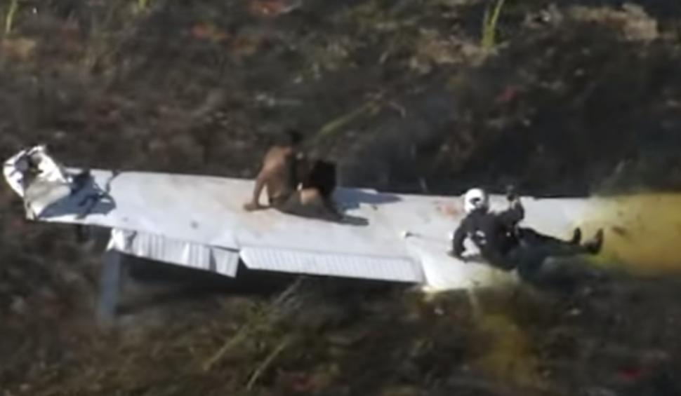 Un bărbat a supraviețuit nouă ore pe aripa unui avion prăbușit, într-o mlaștină cu crocodili, în Florida 866776
