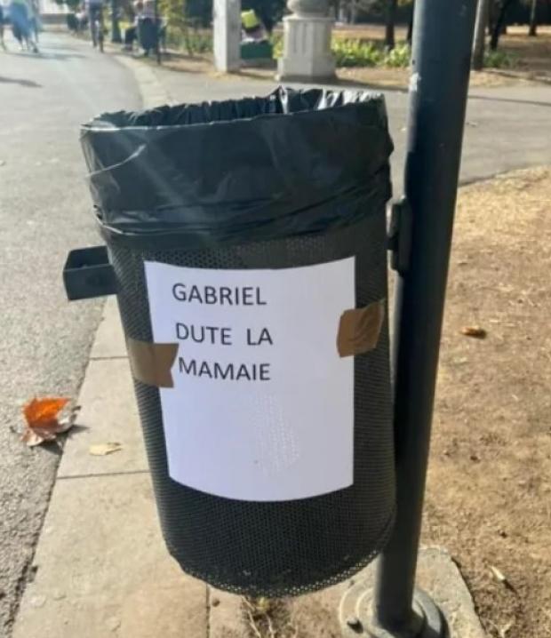 "Gabriel, du-te la mamaie" | Mesajul misterios care a împânzit Bucureștiul, devenit viral pe internet 867048