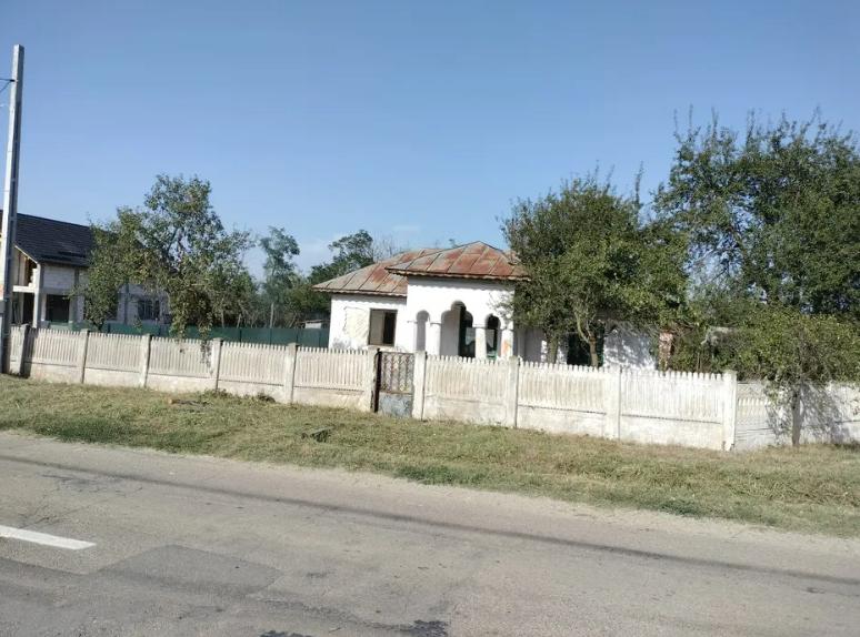 Localitatea din România în care îți poți cumpăra o casă cu doar 3.000 de euro. Dispune de toate utilităţile "la poartă" 866886