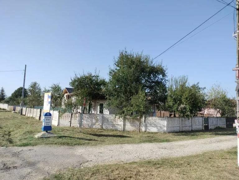 Localitatea din România în care îți poți cumpăra o casă cu doar 3.000 de euro. Dispune de toate utilităţile "la poartă" 866888