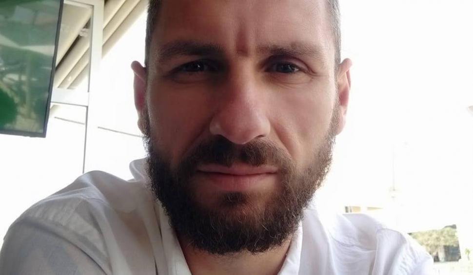 Misterul dispariției fostului fotbalist de la Rapid și FCSB, Lucian Burdujan. Familia îl caută de un an, foștii colegi spun că le-a tot cerut bani 867183