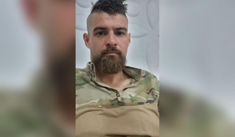 "Eroii nu mor niciodată" | Românul care a luptat voluntar în Ucraina a fost înmormântat la Arad 867304