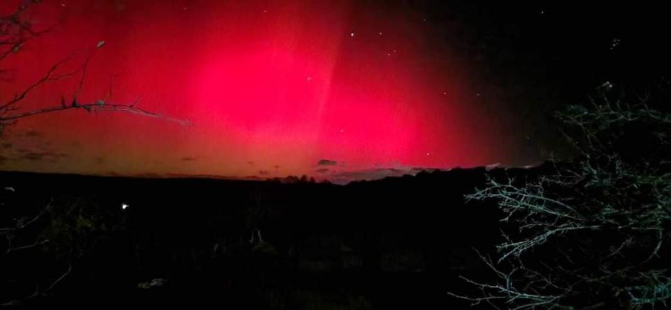 Aurora Boreală, vizibilă în această seară din România. Spectacol pe cer în mai multe zone din ţară 867430