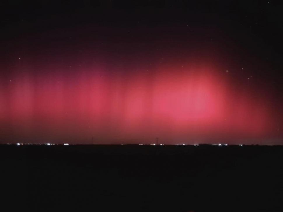 Aurora Boreală, vizibilă în această seară din România. Spectacol pe cer în mai multe zone din ţară 867438