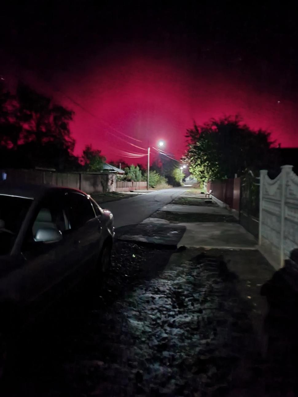 Aurora Boreală, vizibilă în această seară din România. Spectacol pe cer în mai multe zone din ţară 867446