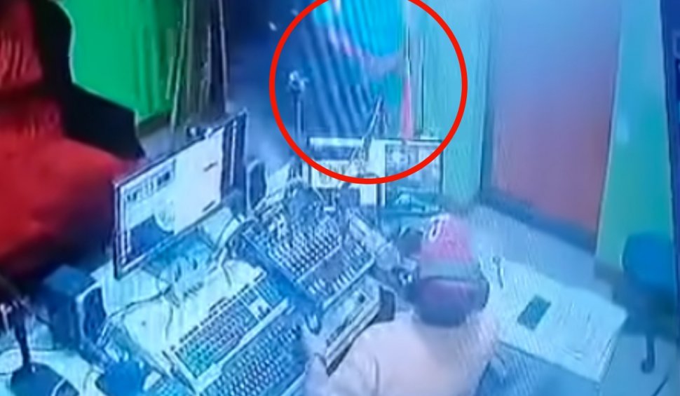 Un celebru prezentator de radio a fost împuşcat în timp ce se afla în direct, în Filipine