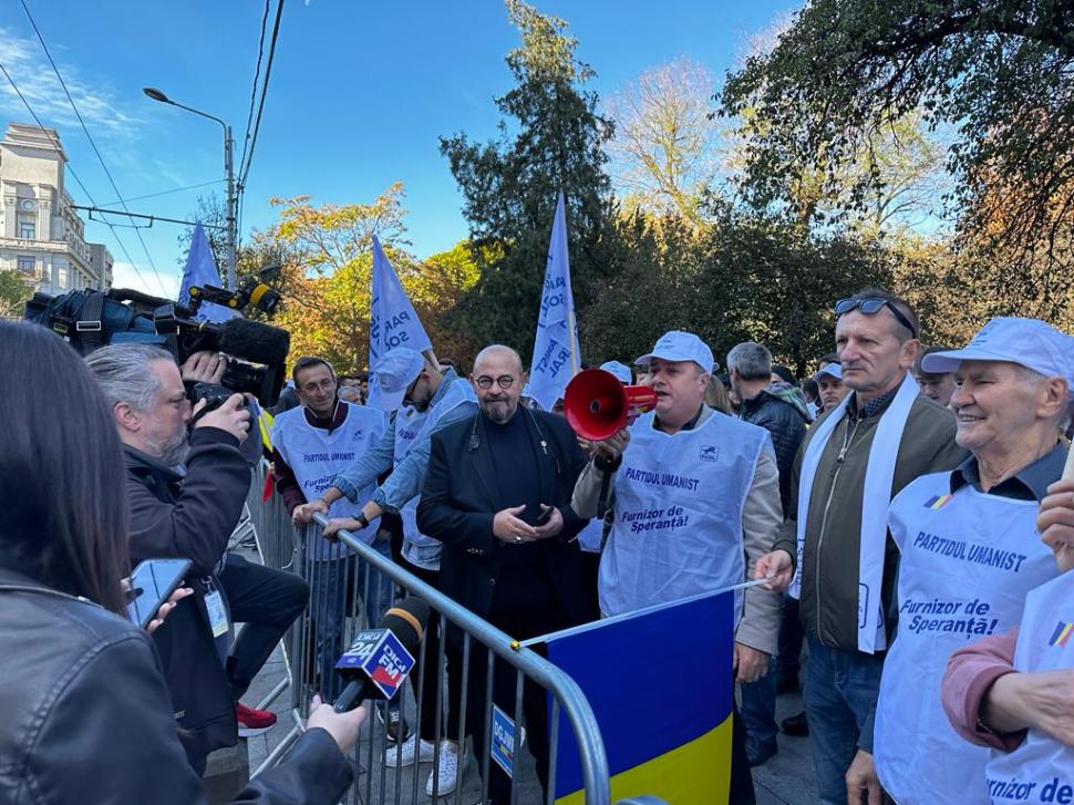 Bucureștenii nemulțumiți de administrația lui Nicușor Dan au protestat la Primăria Capitalei 867401