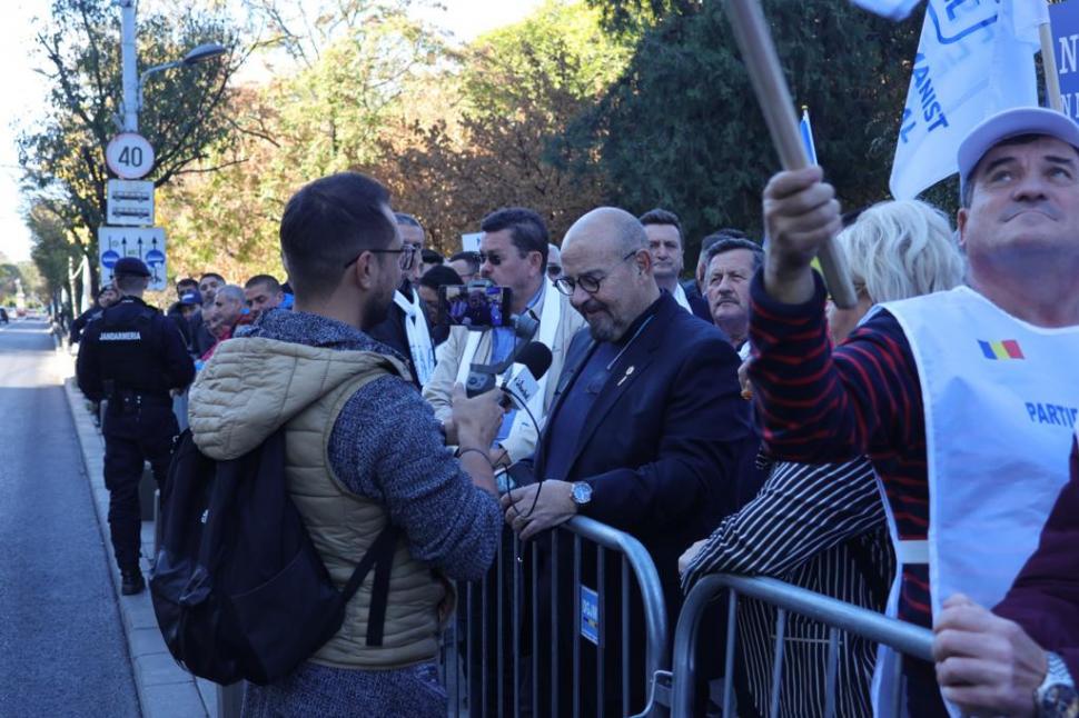 Bucureștenii nemulțumiți de administrația lui Nicușor Dan au protestat la Primăria Capitalei 867403