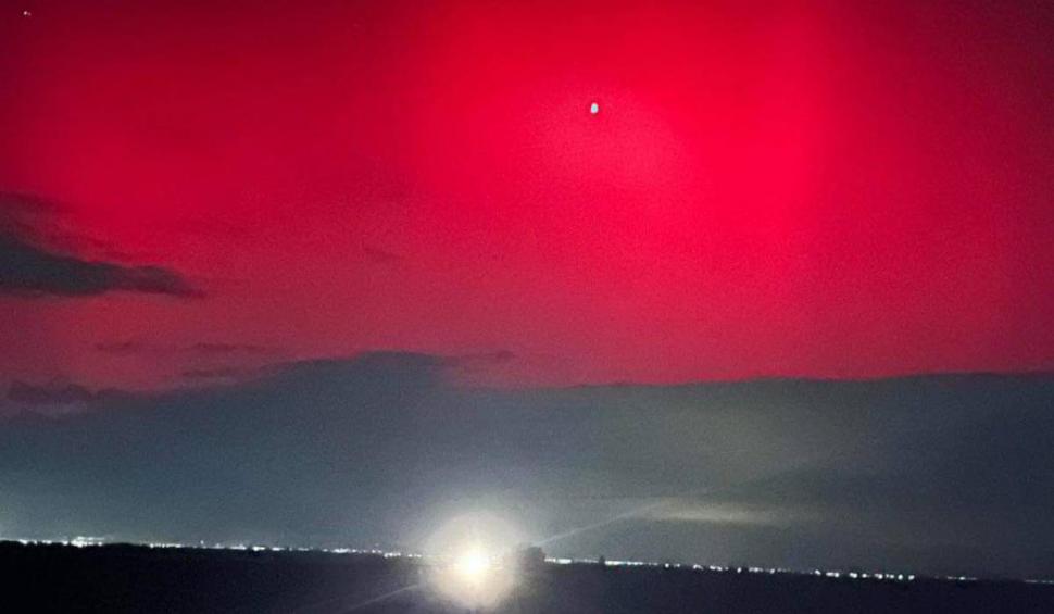 Aurora Boreală, pe cerul României | Explicațiile astronomilor pentru fenomenul spectaculos: "De asta s-a văzut de la noi" 867484