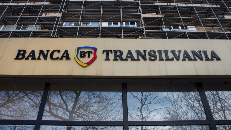 O bancă mare din România a anunțat că renunță la majorarea comisioanelor de la 1 ianuarie 2024