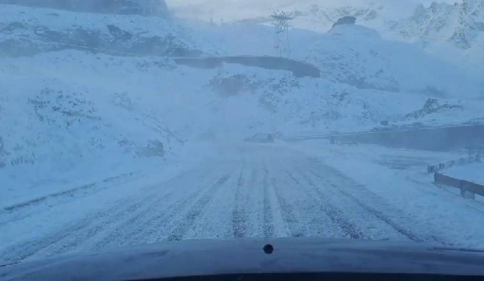 Veste proastă pentru turiști! S-au închis Transfăgărășan și Transalpina 867472