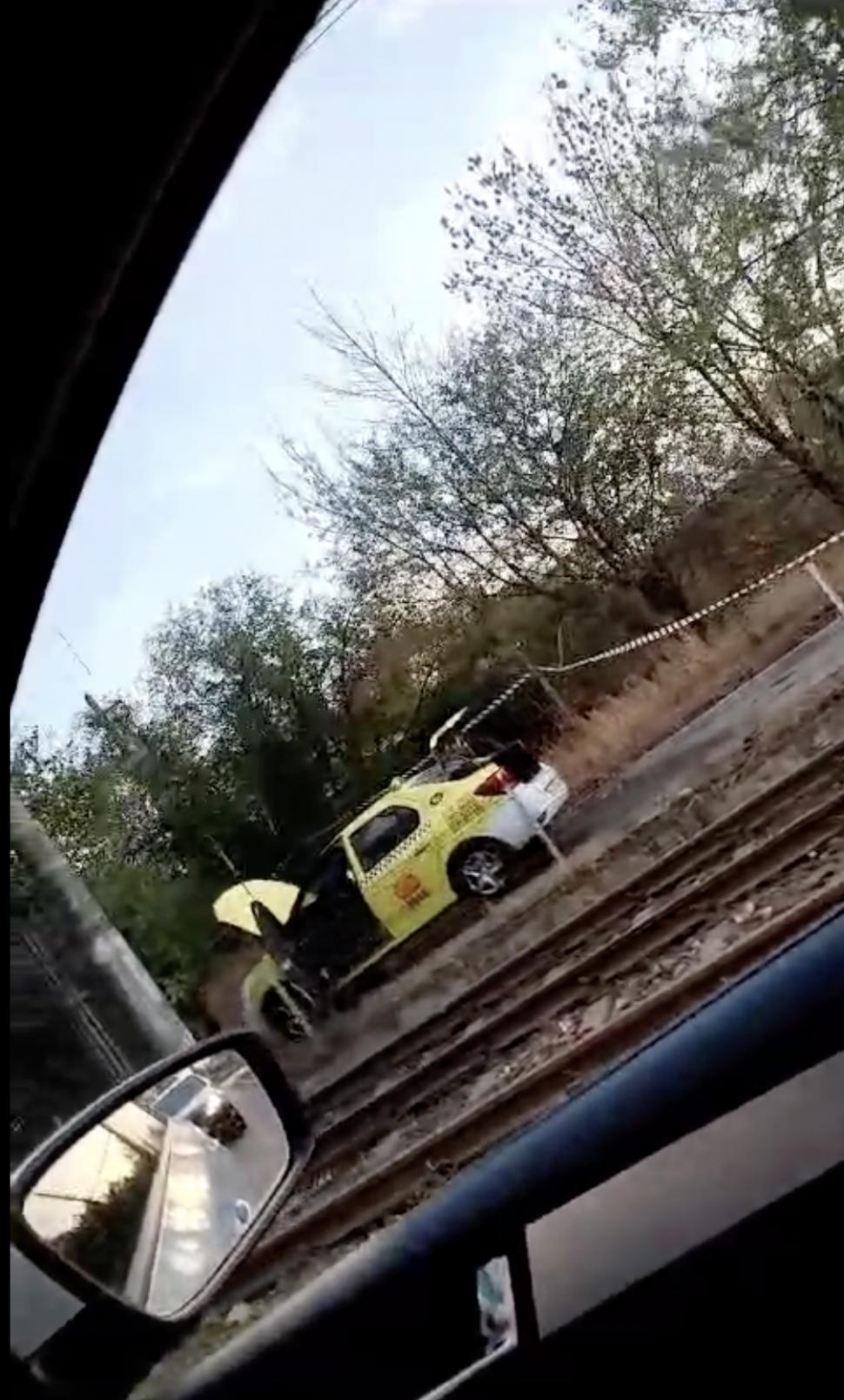 Bărbat tâlhărit și amenințat cu pistolul pe Autostradă A1. I-a fost furată mașina de două persoane luate la ocazie 867863