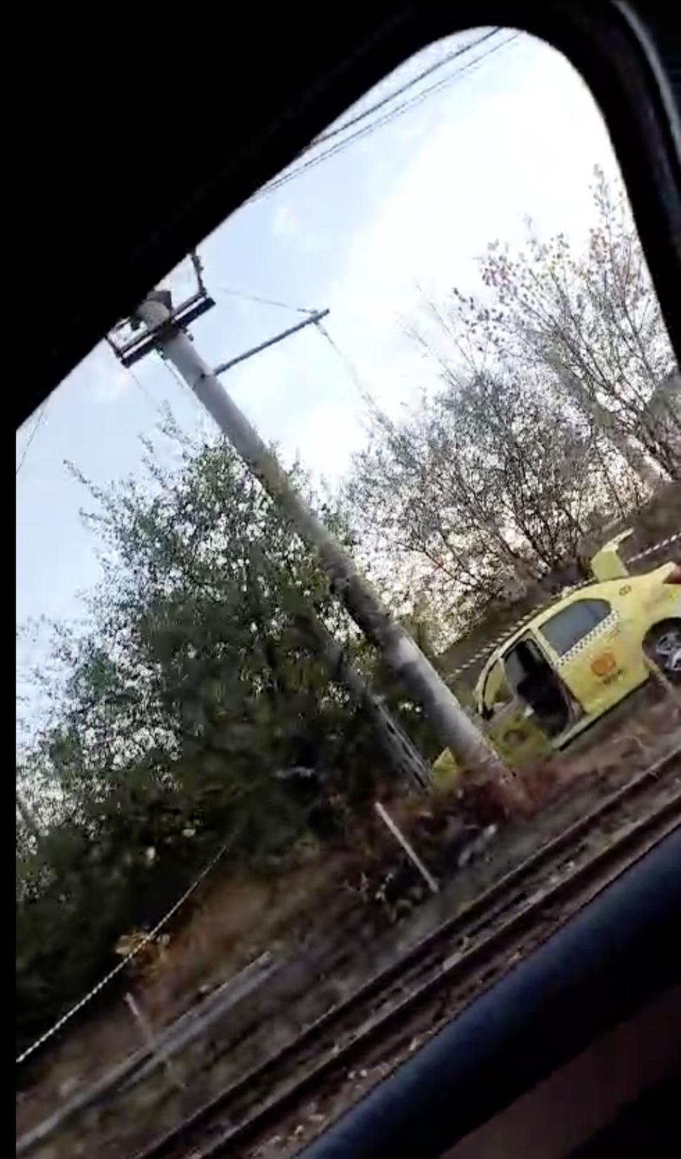 Bărbat tâlhărit și amenințat cu pistolul pe Autostradă A1. I-a fost furată mașina de două persoane luate la ocazie 867864