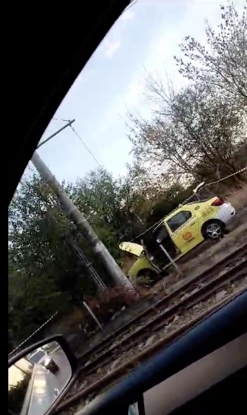 Bărbat tâlhărit și amenințat cu pistolul pe Autostradă A1. I-a fost furată mașina de două persoane luate la ocazie 867865