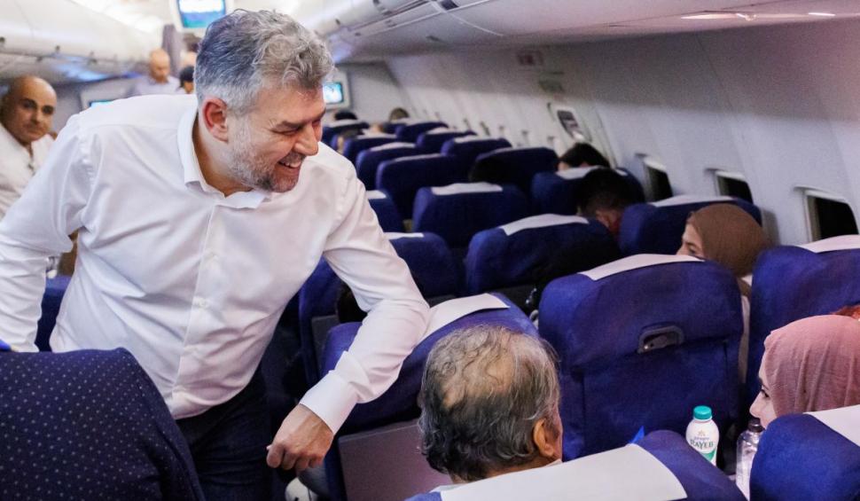 Primii români salvaţi după o lună în infernul din Fâşia Gaza au ajuns în ţară 868177