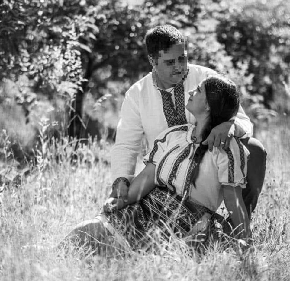 Ea este Ioana Laura, soţia primarului din Boţeşti, găsită moartă în casă. Trei copii au rămas orfani de mamă 868337