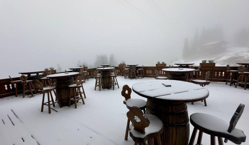 A nins la munte! Imagini de vis cu stratul de zăpadă așternut în Poiana Brașov 868373