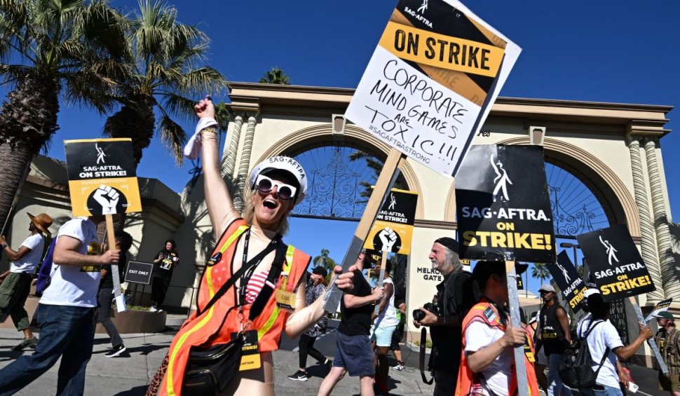 Sindicatul actorilor din SUA pune capăt celei mai lungi greve din istoria Hollywoodului