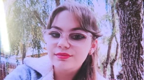 Ultimele imagini cu Sara Melinda, copila de 13 ani dispărută fără urmă din Sighetu Marmației. Familia, disperată, oferă recompensă tuturor celor care pot da informații despre fată