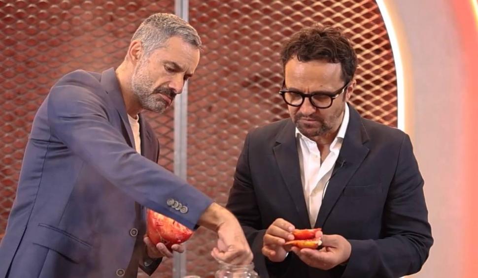 Dorian Boguţă a gătit alături de Ştefan Lungu, într-o nouă ediţie "Gătit la costum" 868501