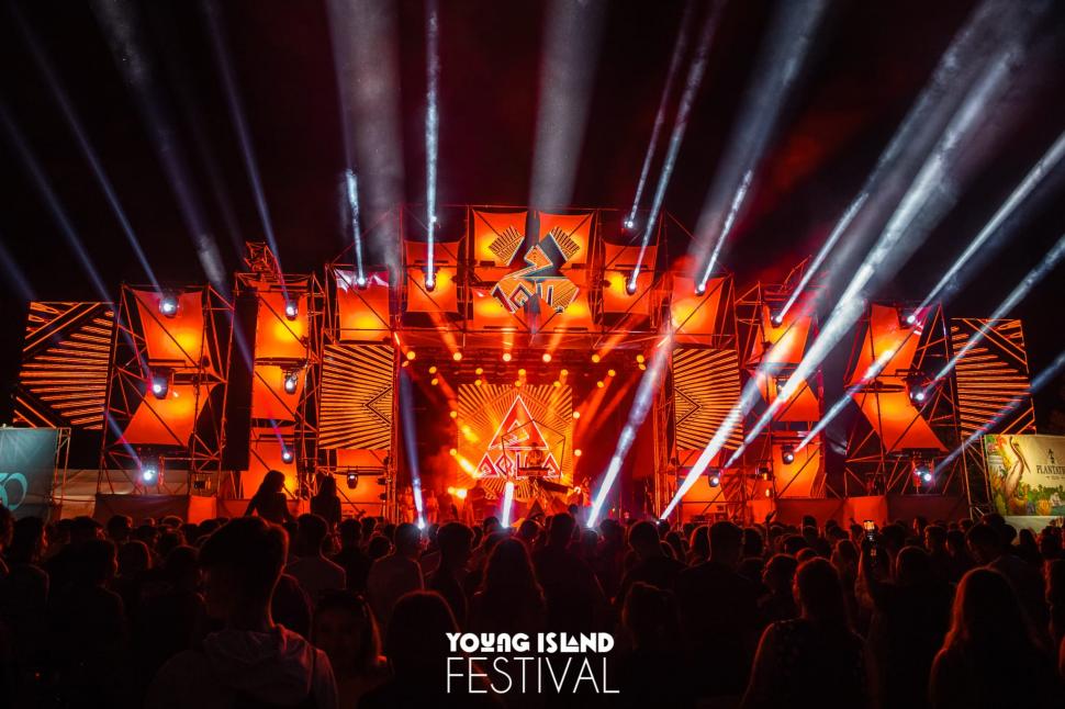 Festivalul Young Island anunță punerea în vânzare a 800 de abonamente blind 868602