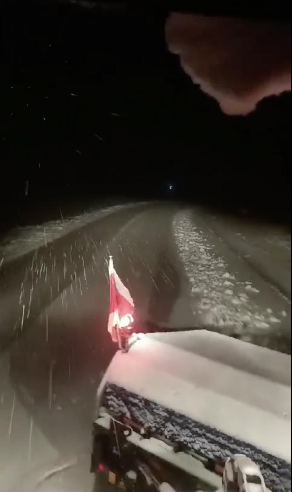 A nins la munte! În stațiunea Rânca s-a depus deja strat de zăpadă 868637