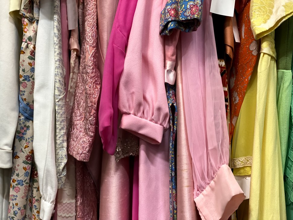 Metoda prin care o femeie a furat haine în valoare de 6.000 de lei dintr-un magazin din București