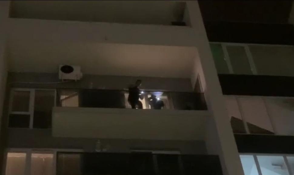 Ucigaşii omului de afaceri din Sibiu, Adrian Kreiner, pe punctul de a fi prinşi | Primele imagini de la acţiunea poliţiei în bârlogul criminalilor 869050