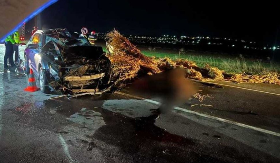 Accident grav lângă "Zidul morții" din Suceava, cu trei victime, printre care și un copil de 12 ani. Traficul a fost blocat complet