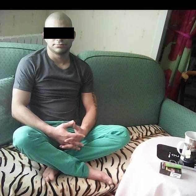 Surse: Bărbatul în casa căruia a fost găsită Melinda ar fi șantajat-o cu poze compromițătoare 869173