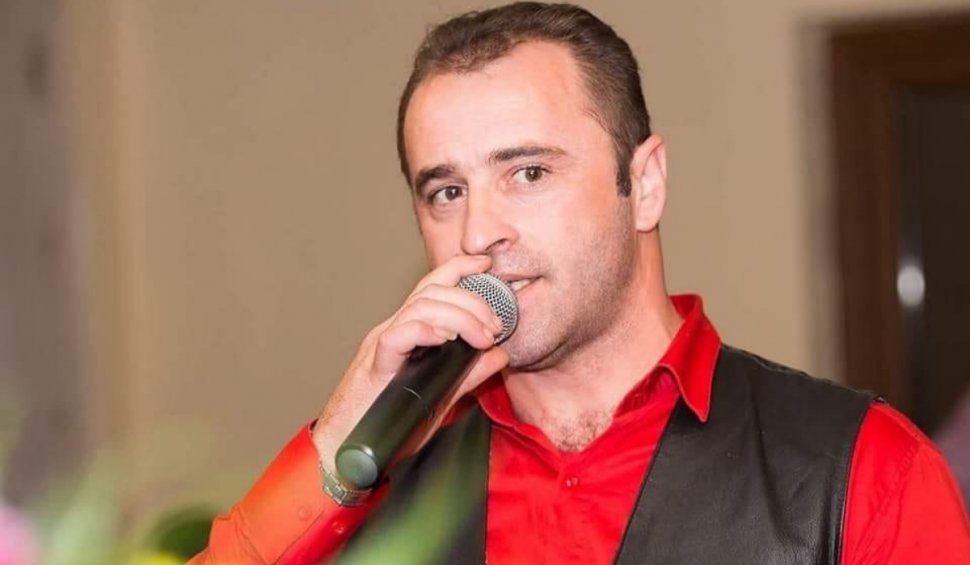 Un cântăreţ de muzică populară din Gorj a încercat să-şi ia viaţa în timpul unui apel video cu soţia
