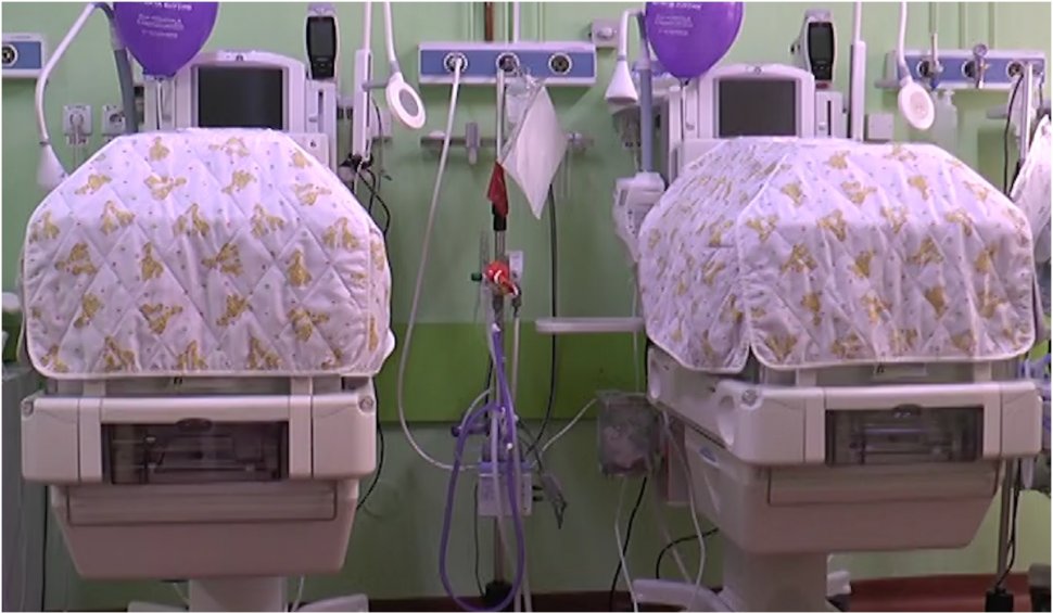 Doi băieţi şi o fetiţă, al doilea caz de tripleţi născuţi la spitalul din Baia Mare, au fost abandonaţi de mamă imediat după naştere
