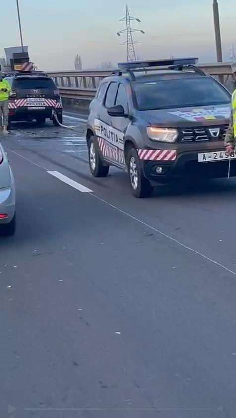 Carambol cu trei maşini ale Ministerului Apărării Naţionale, pe DN1, lângă podul Rafinăriei Petrobrazi 870168