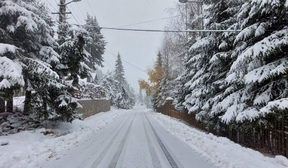 Staţiunile de la munte, pline cu turişti în primul weekend cu zăpadă: "Avem pârtie pregătită" 870145