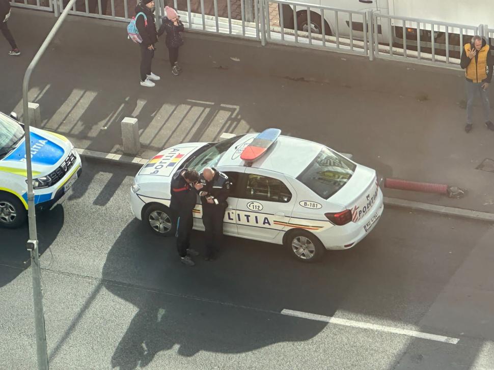 Un pieton a fost lovit mortal de un camion când traversa strada, în Sectorul 4 din Bucureşti 870347