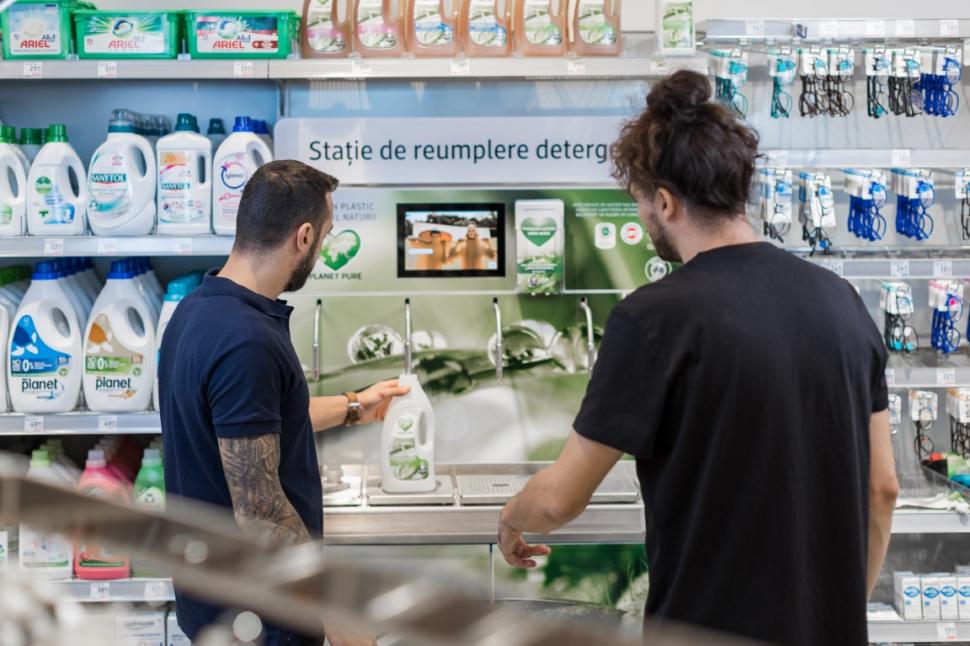 dm drogerie markt România anunță o creștere a cifrei de afaceri cu peste 58% în anul financiar 2022 - 2023 870883