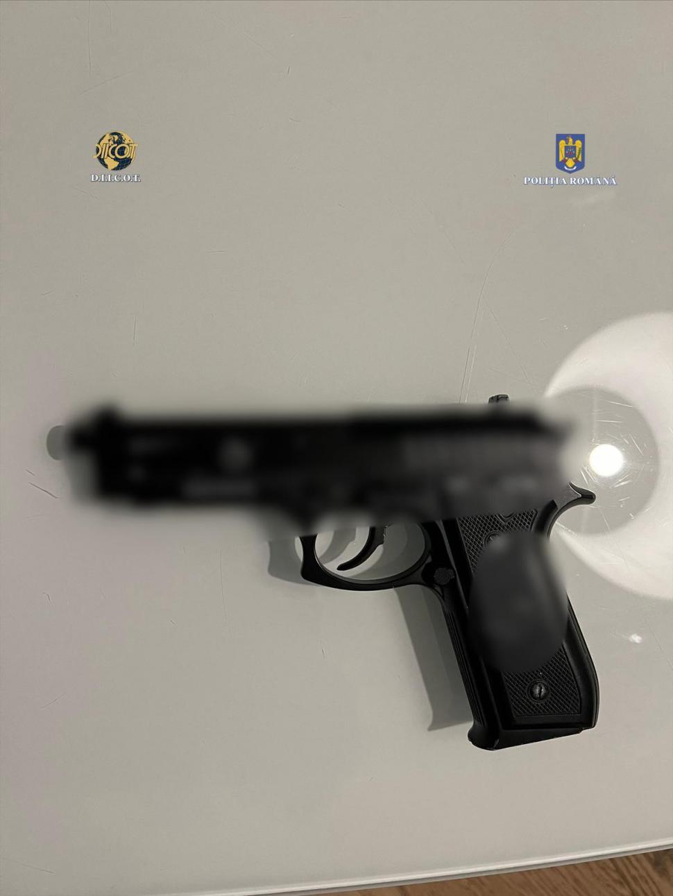 Percheziţii la clanul Caran, cea mai puternică grupare interlopă din România | Liderii au fost săltaţi de mascaţi de la o petrecere 870885