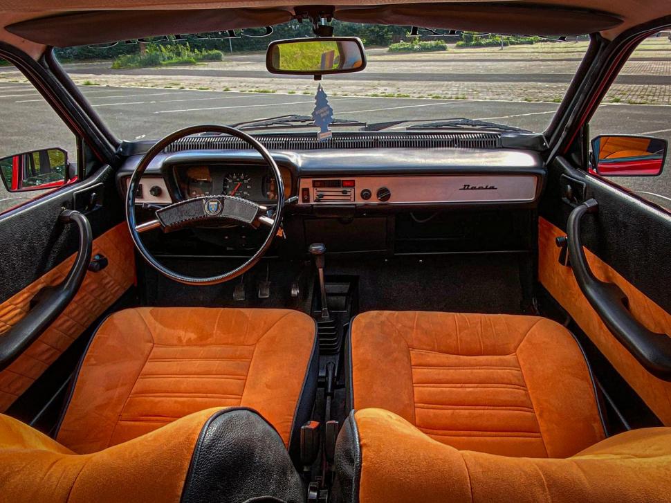 Povestea lui George Dumitru, românul cu cea mai veche Dacia 1300 din SUA: "Pentru mine, în copilărie, a fost o super mașină" 870832