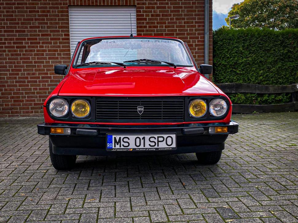 Povestea lui George Dumitru, românul cu cea mai veche Dacia 1300 din SUA: "Pentru mine, în copilărie, a fost o super mașină" 870836