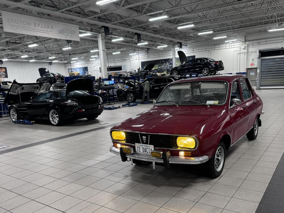 Povestea lui George Dumitru, românul cu cea mai veche Dacia 1300 din SUA: "Pentru mine, în copilărie, a fost o super mașină" 870837