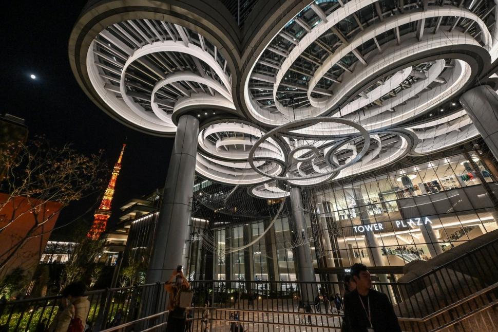 Big in Japan: cel mai înalt zgârie-nori a fost inaugurat la Tokyo 871256