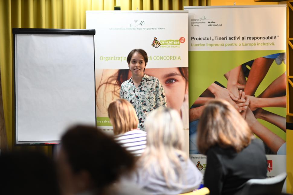 Comunicat de presă: 172 tineri din grupuri vulnerabile social au fost sprijiniți în integrarea lor socială prin programul Active Citizens Fund România 871197