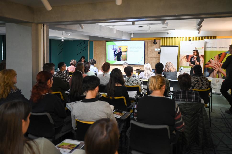 Comunicat de presă: 172 tineri din grupuri vulnerabile social au fost sprijiniți în integrarea lor socială prin programul Active Citizens Fund România 871202