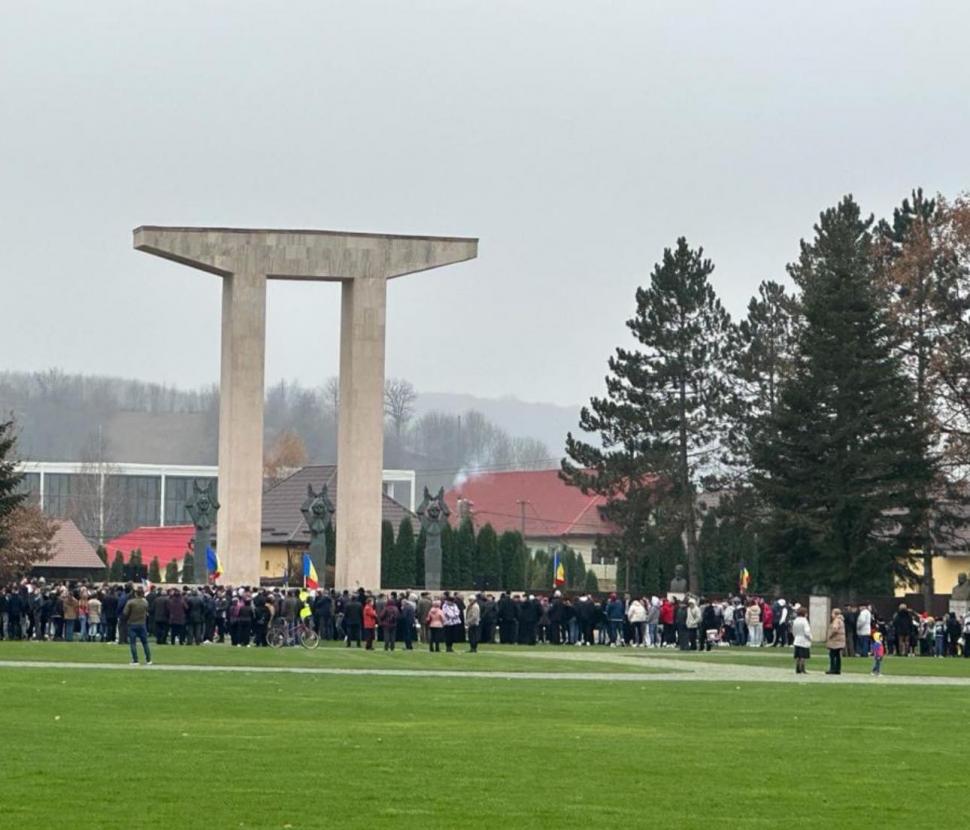 Zborul Unirii, reconstituit pe Câmpia Libertății de la Blaj, după 105 ani: "O reamintire a celui mai important moment din istoria noastră" 871138