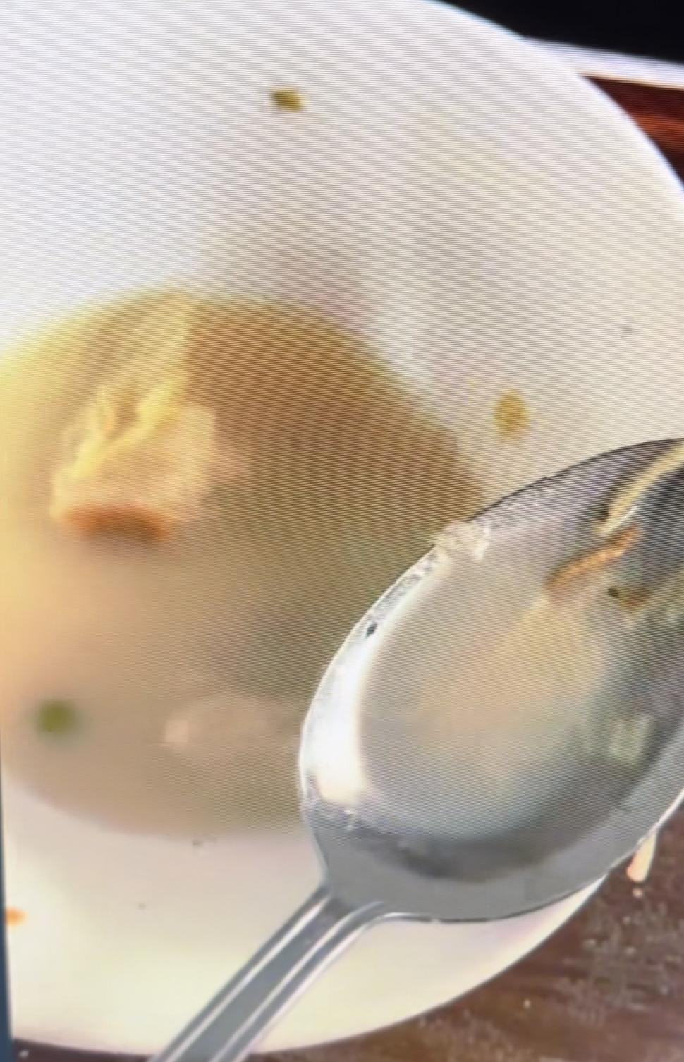 Academia de Poliție, închisă din cauza condițiilor insalubre și după valul de toxiinfecții alimentare. Studenții, trimiși acasă până după vacanța de Crăciun  871436