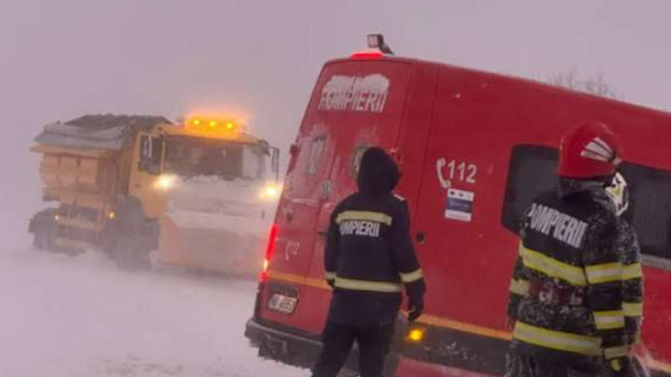 Autocar cu 40 de pasageri, răsturnat în Ialomiţa. S-a activat Planul Roșu de intervenție